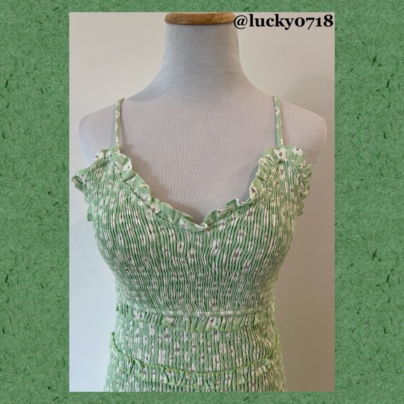 Olivaceous NWT Mint Green and White Floral Smocked Ruffle Mini Dress Sz S - Picture 3 of 7